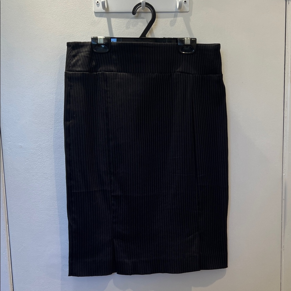 Black Knee-Length Pencil Skirt for Work